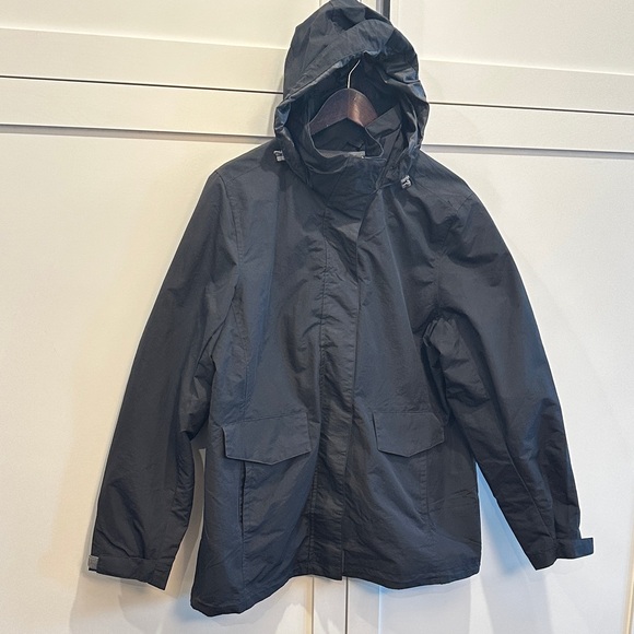 NWOT Lands' End Women’s XL Outrigger Black Mesh-Lined Jacket - Picture 1 of 6
